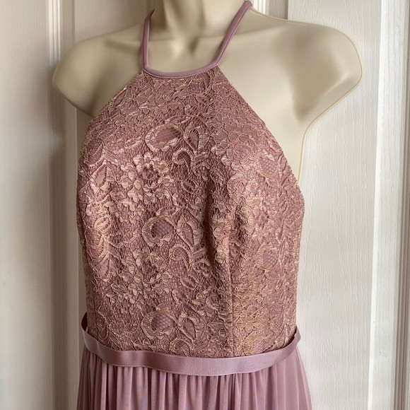 David's Bridal Rose Gold Metallic Open-Back Lace Long Bridesmaid Dress Size 8 - Picture 4 of 14